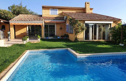 Sollies Pont Villa | Villa Provencale Climatisee - Piscine 45m² - GD. Confort - 13 KM Hyeres - Calme