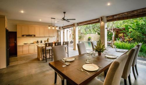 Jimbaran Bay Villa | Villa Pulung Jimbaran by Nakula