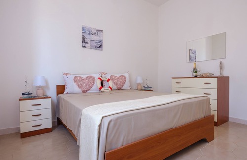 Torre Castiglione Villa | Villa 'Punta Prosciutto Vista Mare' with Sea View, Wi-Fi and Air Conditioning