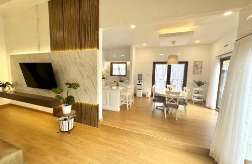 Ciburial House | Villa Putih Le Cordon
