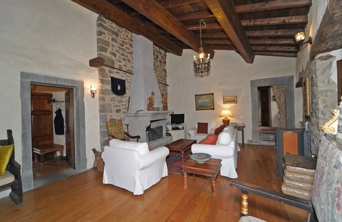 Casola in Lunigiana Villa | VILLA QUERCIA 10 pax