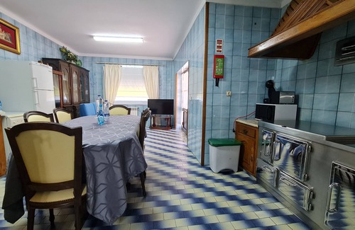 Quintiaes Cottage | VILLA QUINTIÃES WITH PRIVATE POOL AND GARDENS