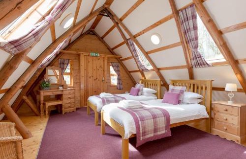 Maybole Villa | Villa Rabbie Burns Lodge by Interhome