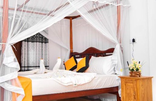 Unawatuna House | VILLA RAY WHITE