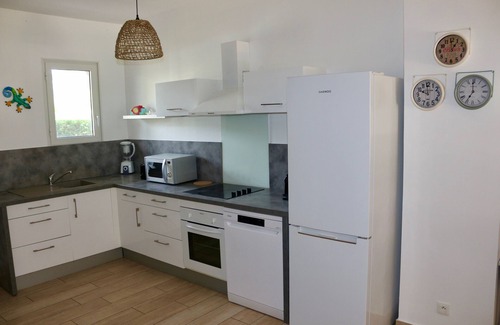 Orient Bay House | Villa Redfish house 4 persons quiet residence near beaches and shops.