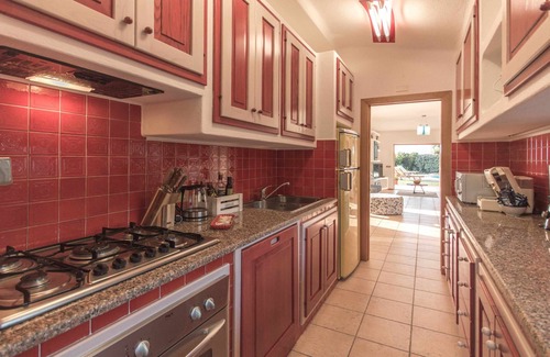 Portobello House | Villa Relax Lux - with sea water swimming pool