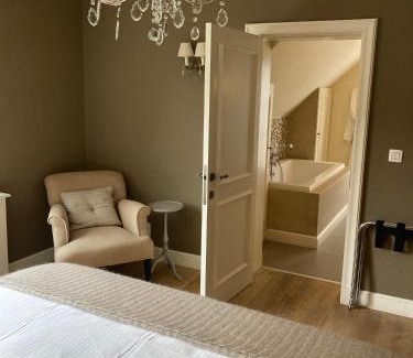 Opoeteren Hotel | Villa Reynaert