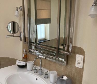 Opoeteren Hotel | Villa Reynaert