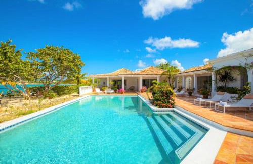 Les Terres Basses Villa | Villa Riviera