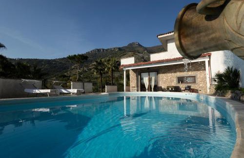 Sarno Bed & Breakfast | Villa Robi