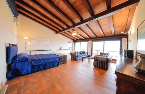 Palermo House | Villa Rosa Bianca