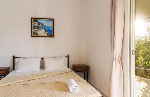Molos House | Villa Rosa South Corfu