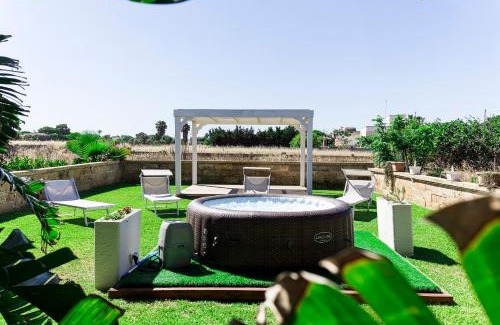 Posto Rosso House | Villa Rosa zona Torre San Giovanni