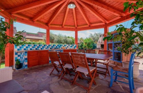 Torre degli Ulivi Bed & Breakfast | Villa Rosanna