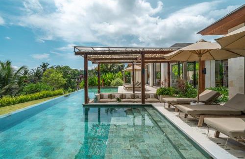 Andong Villa | Villa Rosita - Stunning 5BR Villa - Sauna, Gym, Rice Field Views