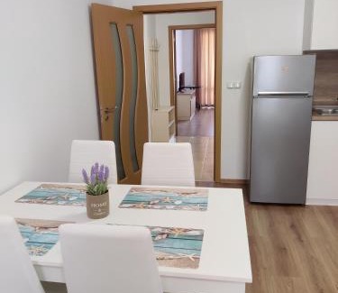 Ravda House | Villa Rossa