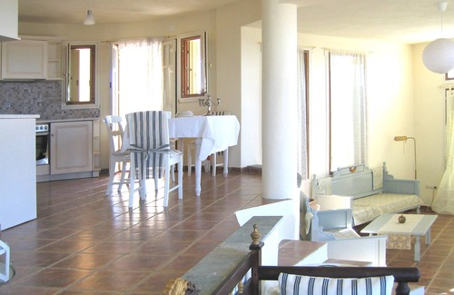 Alonissos Villa | Villa Rotunda in Alonissos Old Town