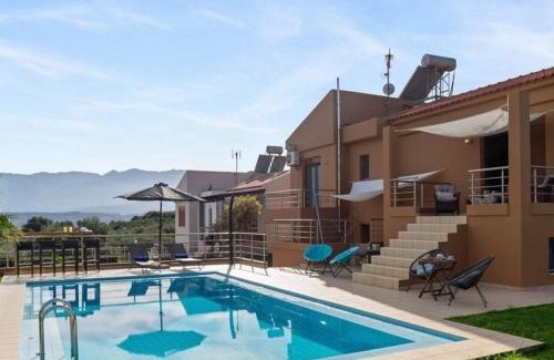 Sternes Villa | Villa Roula 3BR Seaview Villa in Chania