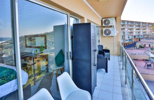 Sheffield Beach Apartment | Villa Royale 703