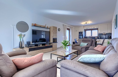 Cancini House | Villa Rubil by Interhome