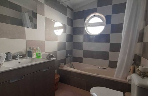 Barril de Baixo Villa | Villa S. Jorge w/Private Pool - 5min from beach