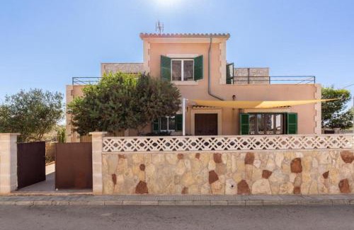Cala Llombards Ski Chalet | Villa Sa Llimonera by Slow Villas