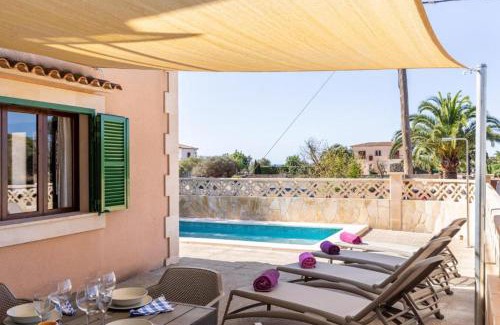 Cala Llombards Ski Chalet | Villa Sa Llimonera by Slow Villas