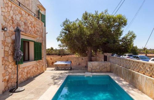 Cala Llombards Ski Chalet | Villa Sa Llimonera by Slow Villas