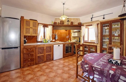 es Bacares Villa | Villa 'Sa Torre Dorada' with Mountain View, Wi-Fi and Air Conditioning