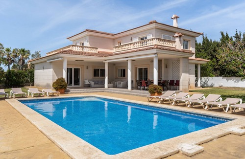 Badia Blava Villa | Villa 'Sa Torre' with Mountain View, Private Pool and Wi-Fi