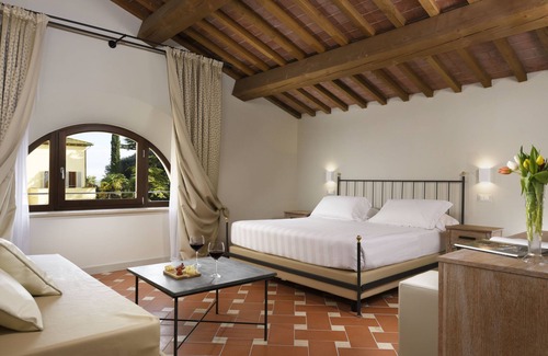 Mensanello Hotel | Villa Sabolini