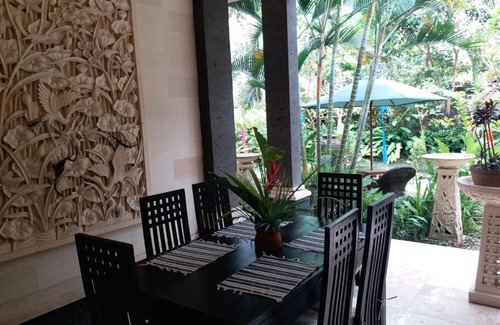 Kedewatan Villa | Villa Sakura