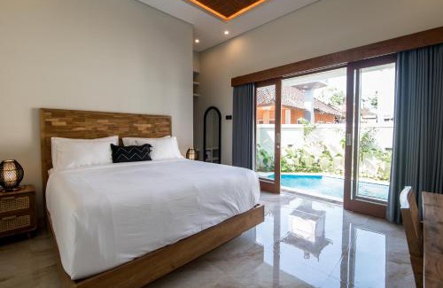 Central Seminyak Villa | Villa Sakura Nisa