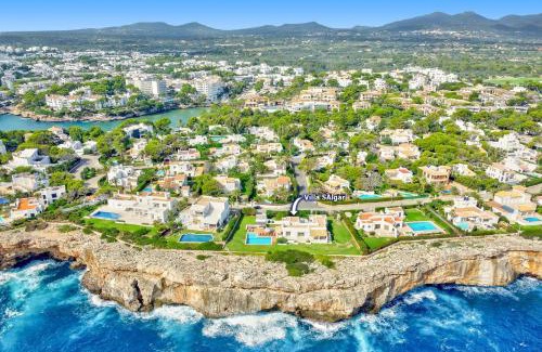 Cala Serena Villa | Villa SAlgar by Villa Plus