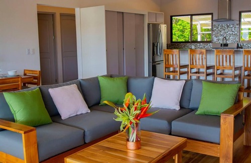 Platanillo Villa | Villa Saltamontes, ocean view and private pool!