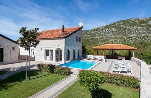 Rastovac Villa | Villa Salvia