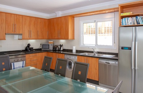Caleta de Velez Villa | Villa Samara - Lovely large villa. Great for families and groups