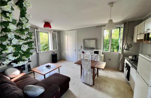 San Faustino-Madonnina-Quattroville Apartment | Villa San Cataldo