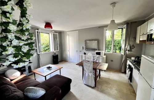 San Faustino-Madonnina-Quattroville Apartment | Villa San Cataldo