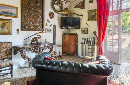 Liorac-sur-Louyre Villa | Villa Sandie - Five Bedroom Villa, Sleeps 11
