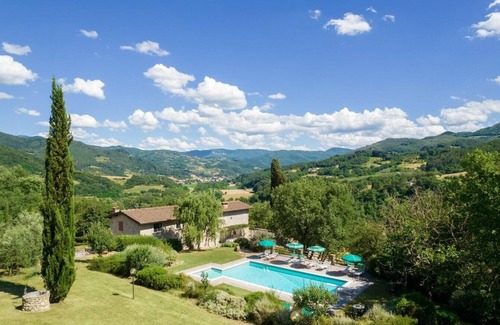 Vicchio Apartment | Villa Sandrina - Private Tuscan villa with pool