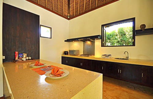 Candi Dasa Villa | Villa Sasoon (Entire Resort)
