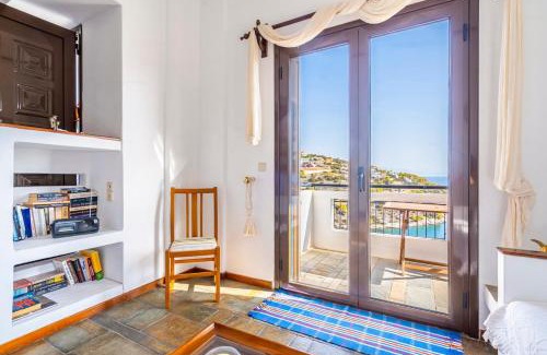 Katakali Villa | Villa 'SeaRock' Maisonette at Amoni Corinth