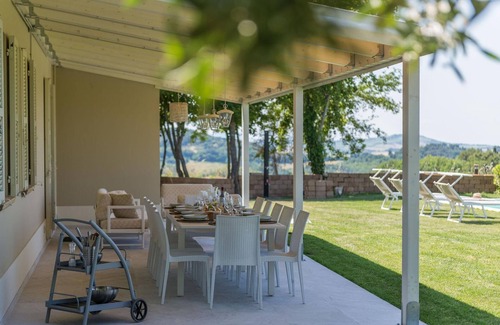 Pesaro Villa | Villa Selene 12 - Five Bedroom Villa, Sleeps 12