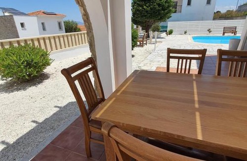 Droushia Villa | VILLA SERAPHO