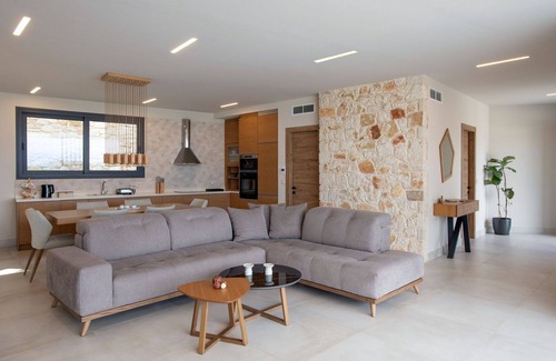 Petaleia Villa | Villa Serapias - Modern villa with private pool, close to the seaside in Corfù, Greece