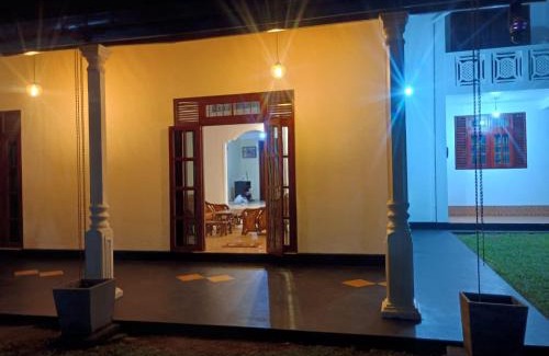Ambalangoda Villa | Villa Serendia
