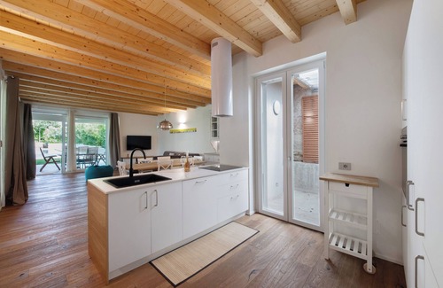 Portese Villa | Villa 'Serenità - Porto Portese' with Private Pool, Private Terrace and Air Conditioning