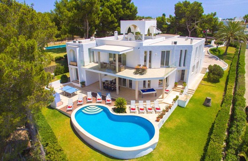 Portopetro Villa | Villa Ses Arcades by Villa Plus