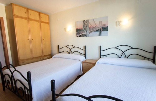 Sils Villa | Villa Sils: Tranquil Costa Brava Retreat with private suite!
